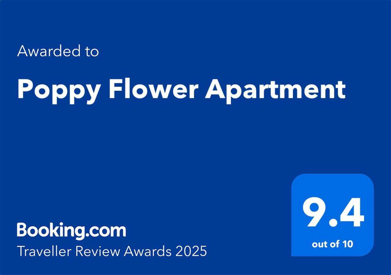Poppy Flower Apartment ブダペスト エクステリア 写真